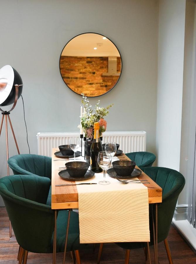 Stunning Brighton Seaside 2-Bedroom Townhouse With Patio, Sleeps 6 Экстерьер фото